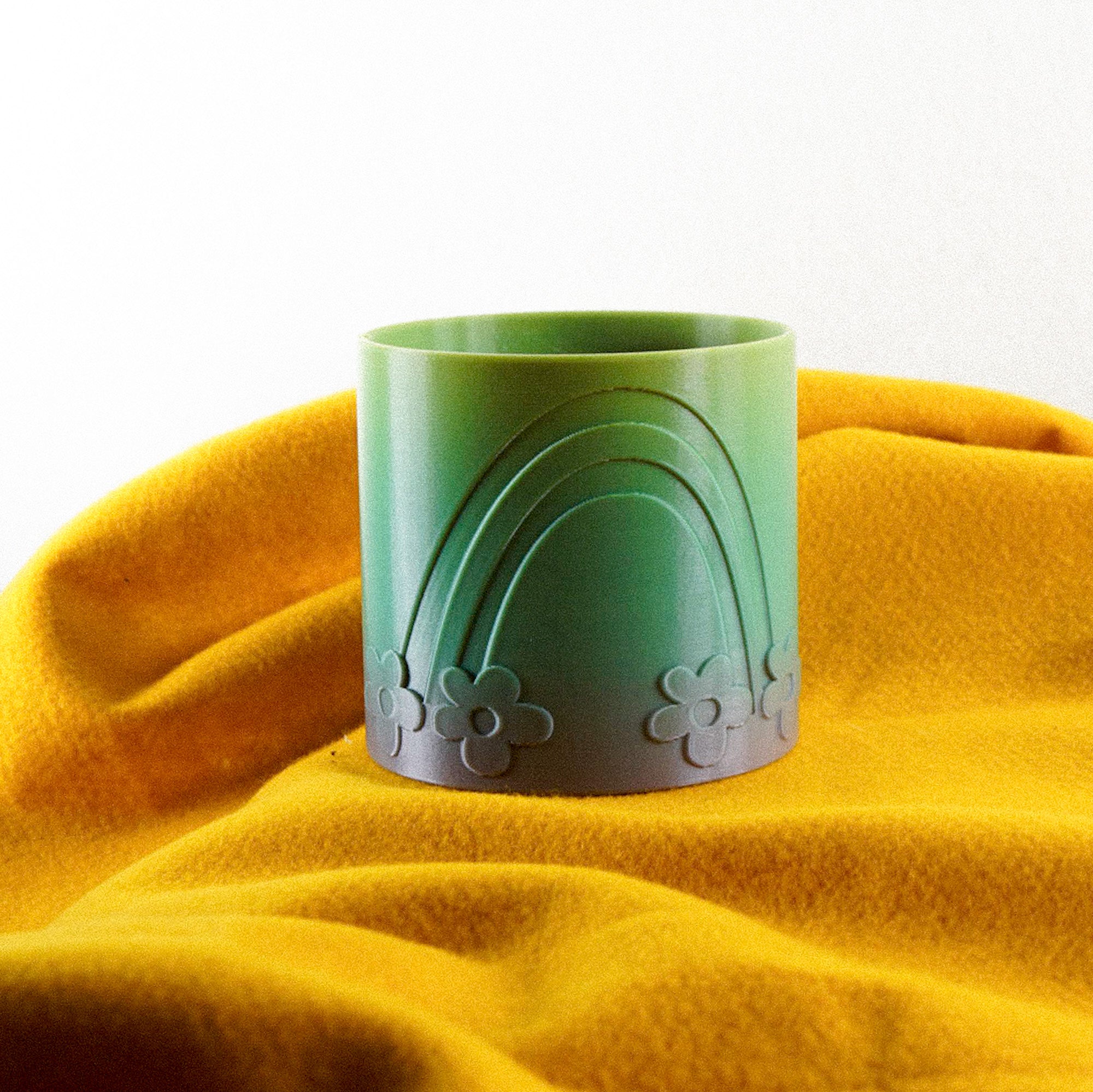 Daisy Rainbow Planter